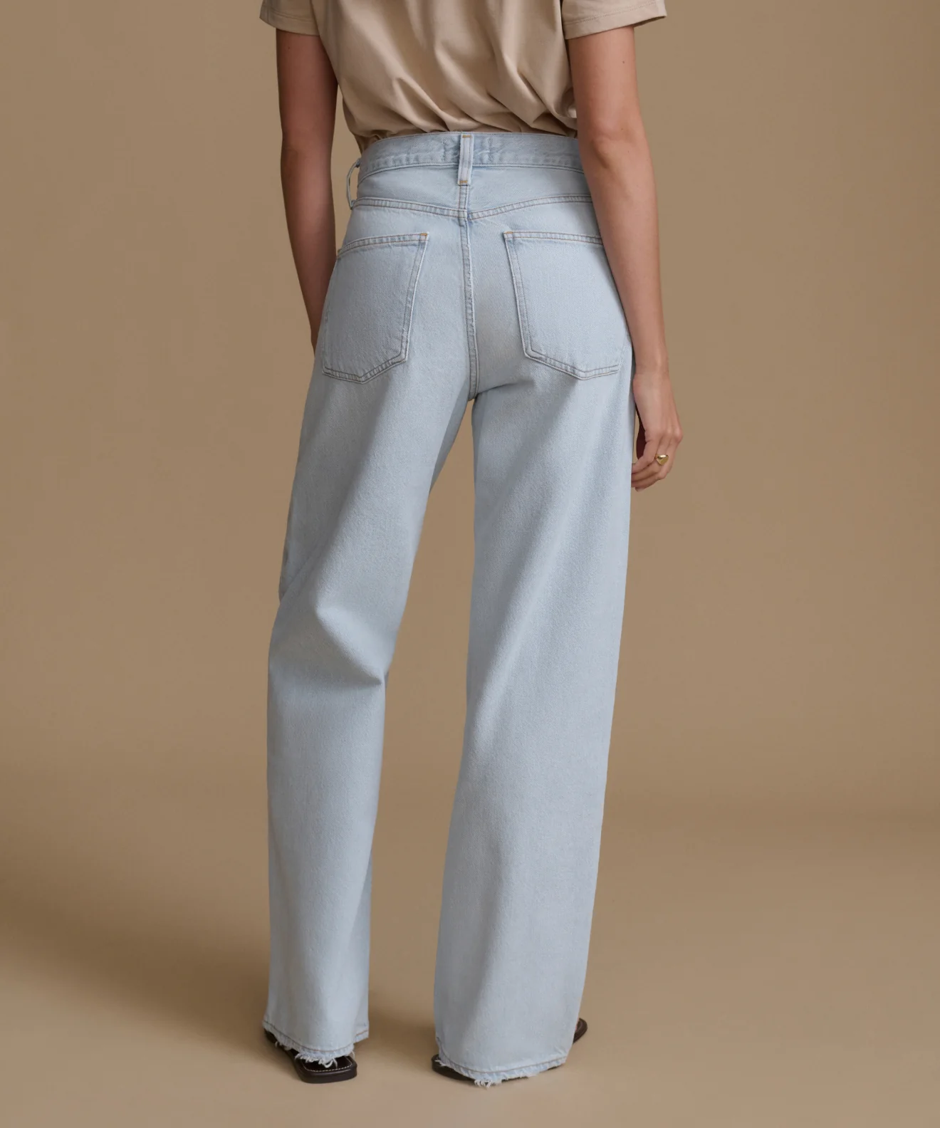 Arc Jean 32 - Image 2