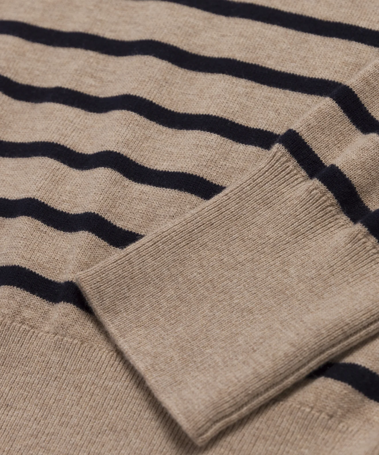 Avery Crewneck - Image 7