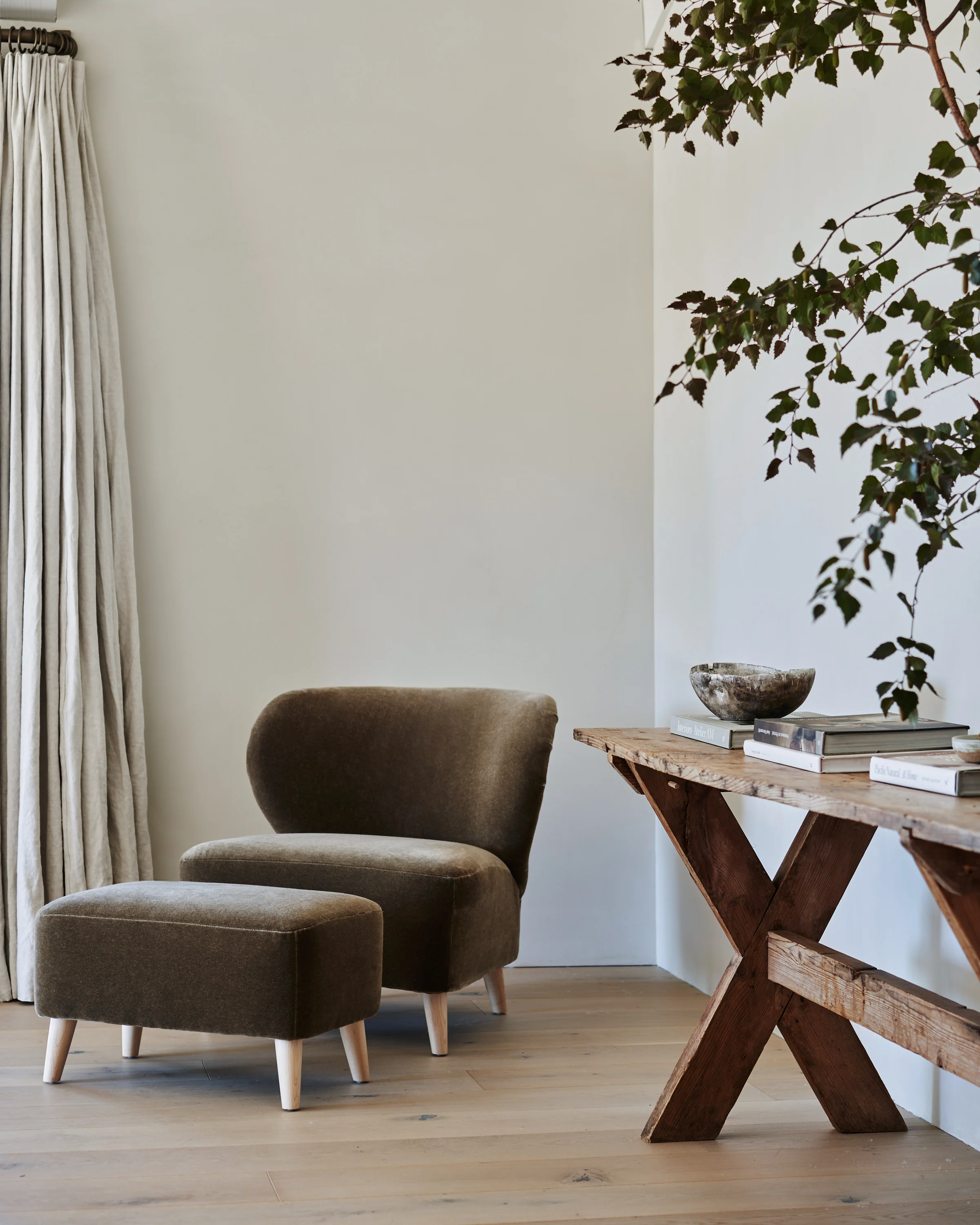 Brentwood Ottoman - Image 3