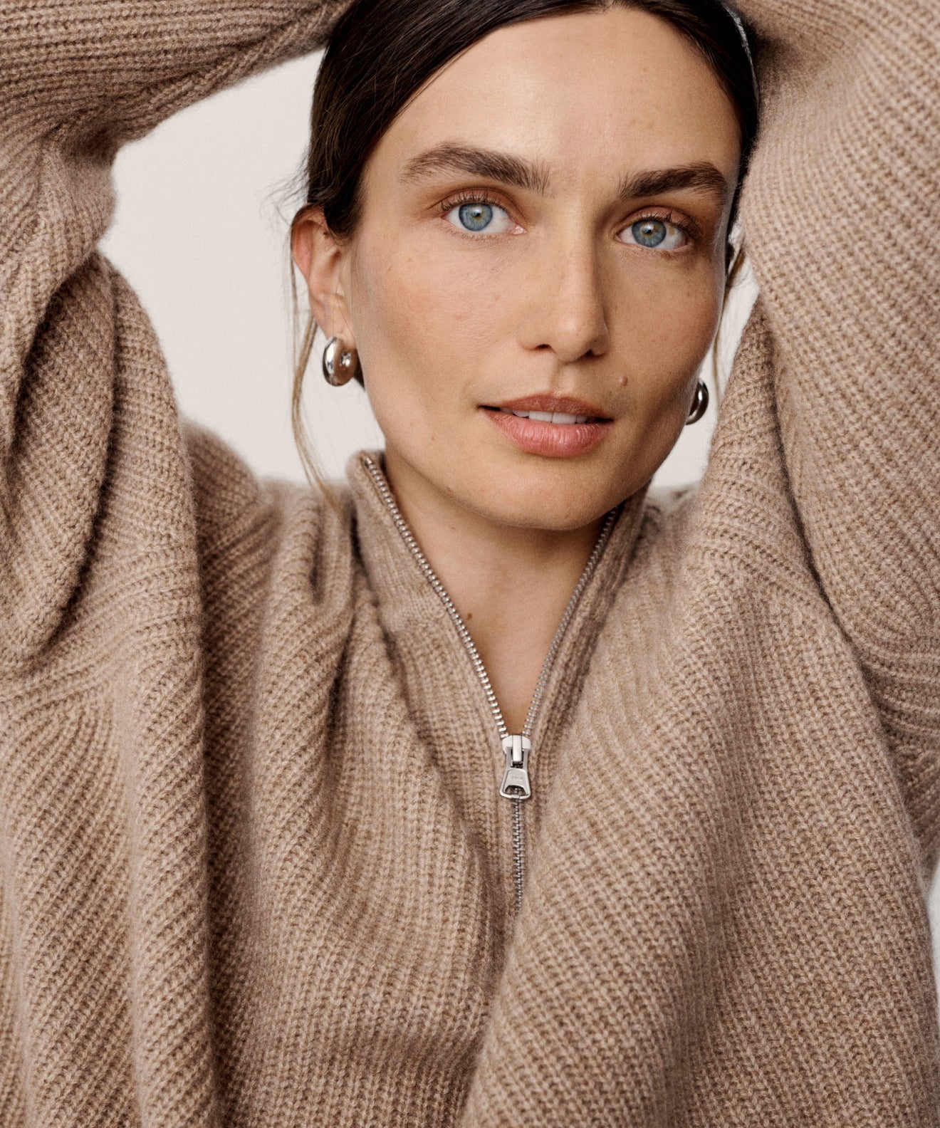 Cashmere Half Zip - Image 2