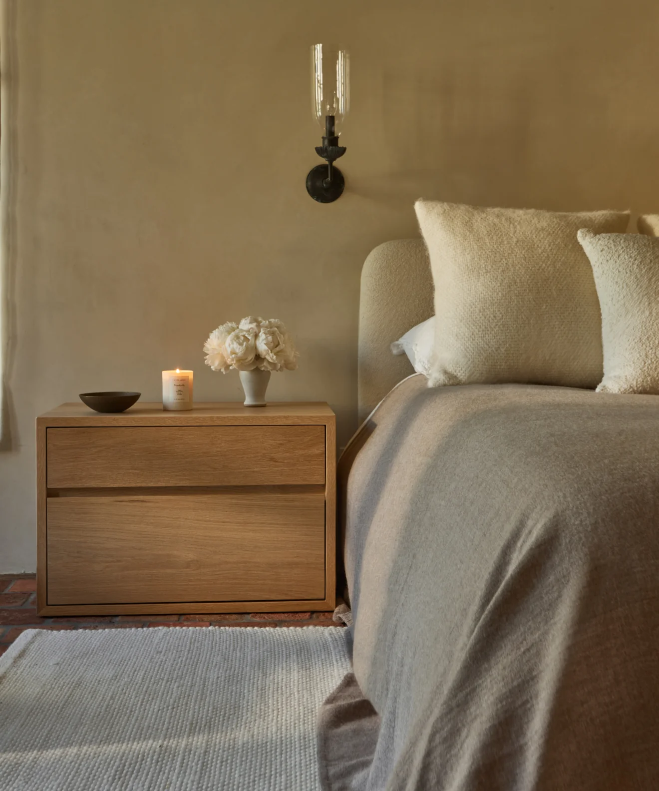 Chateau Alpaca Coverlet - Image 4