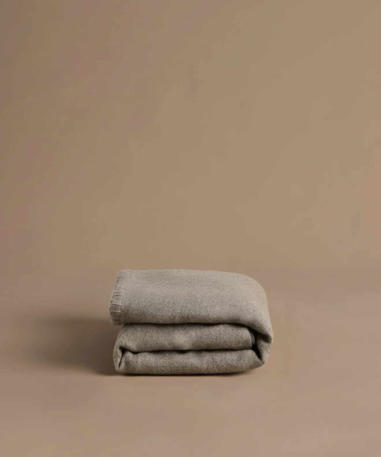 Chateau Alpaca Throw - Image 2