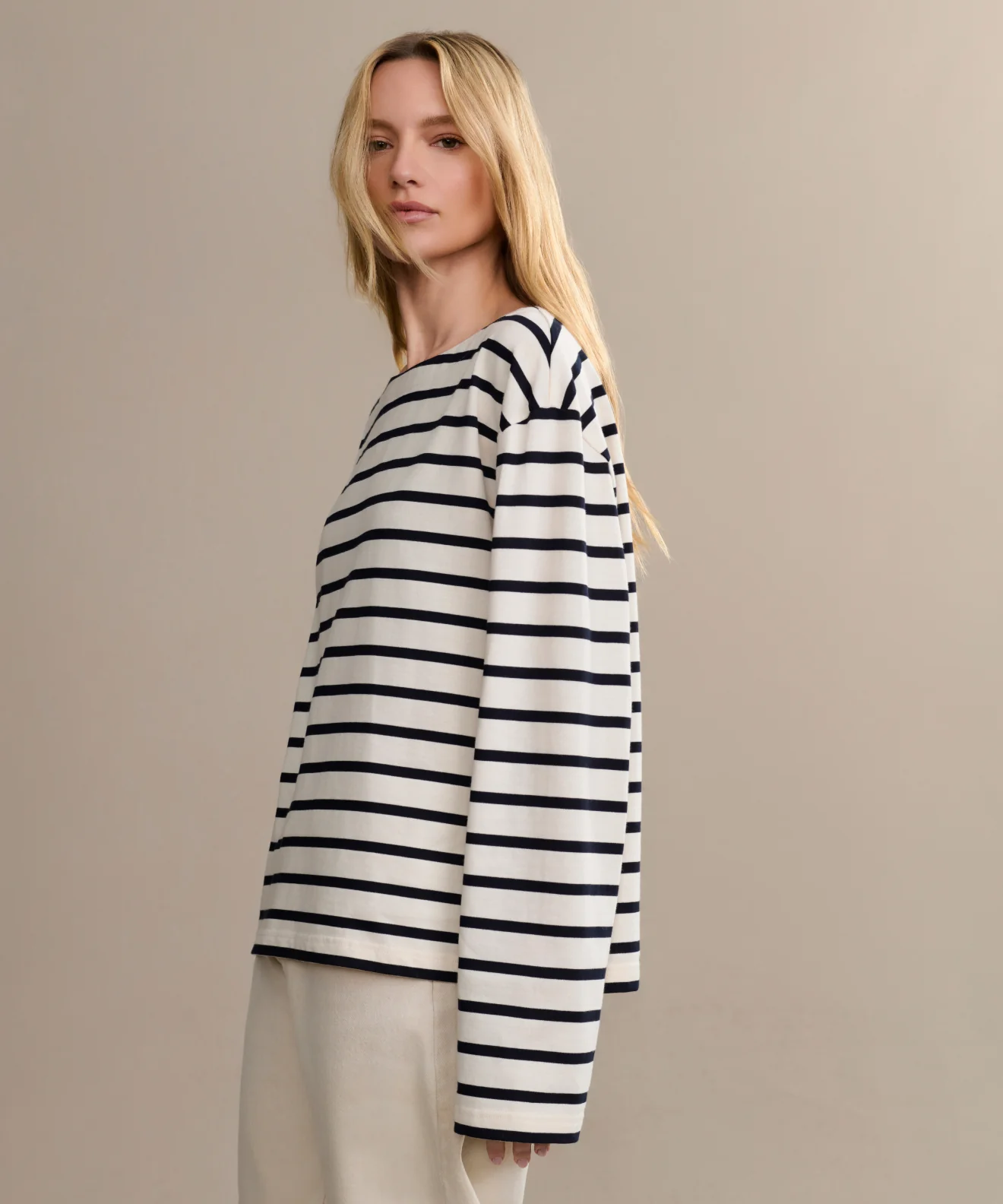 Claude Long-Sleeve Tee - Image 4