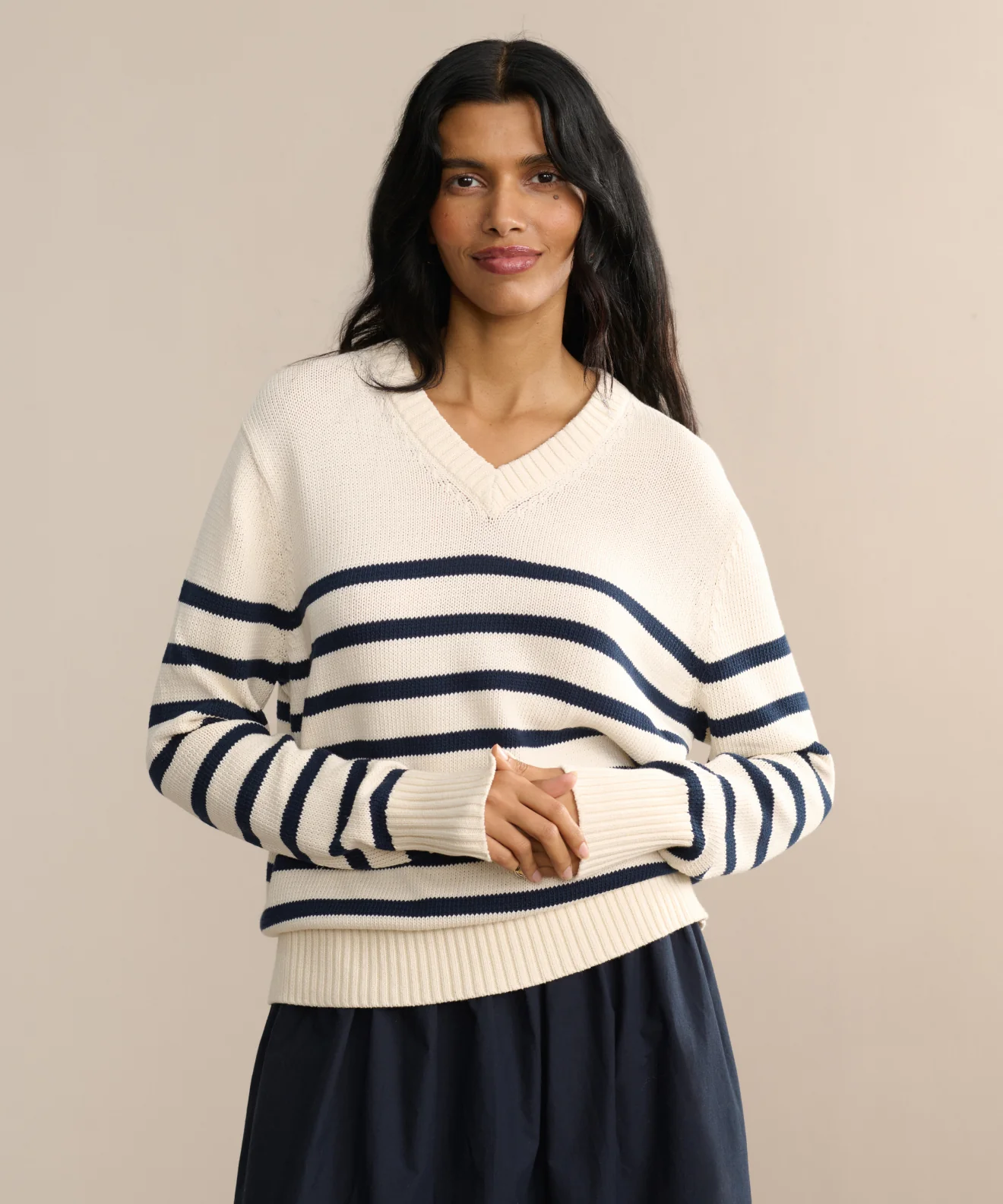Cotton Kate V-Neck - Image 2