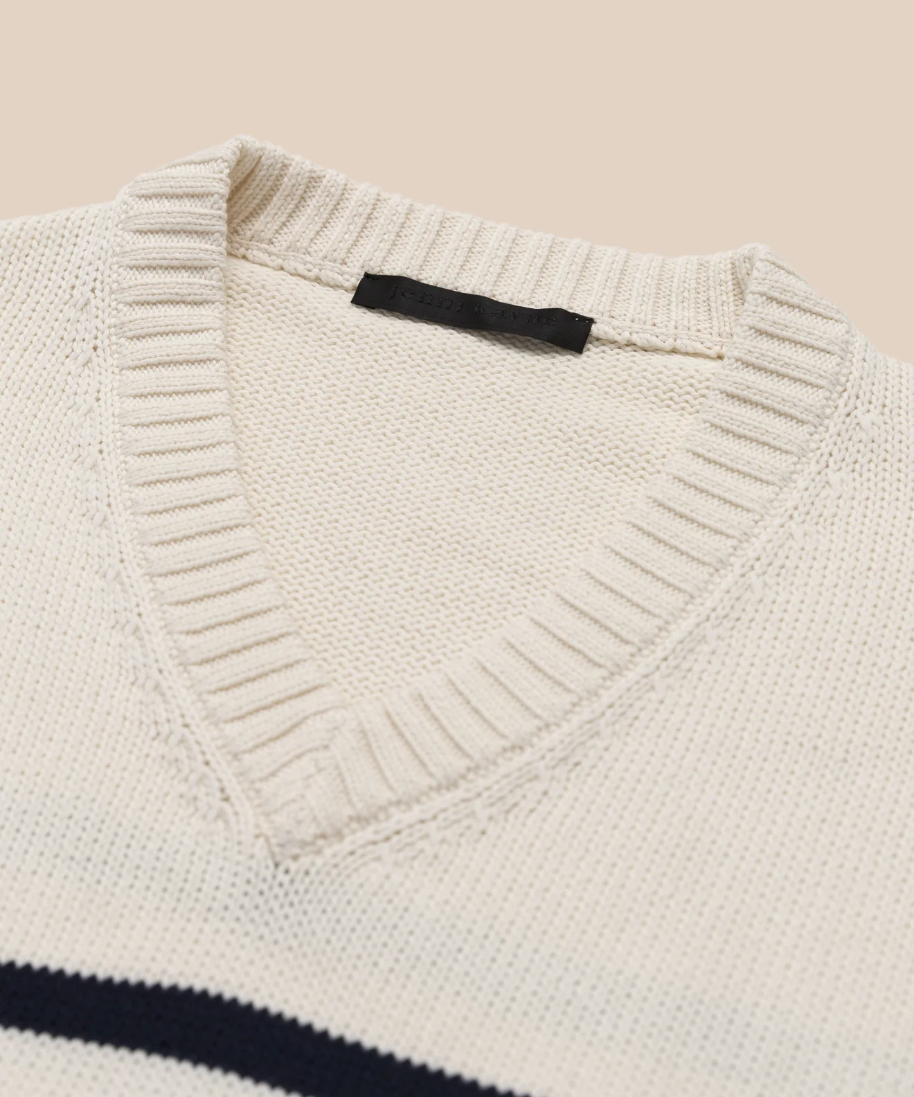 Cotton Kate V-Neck - Image 7