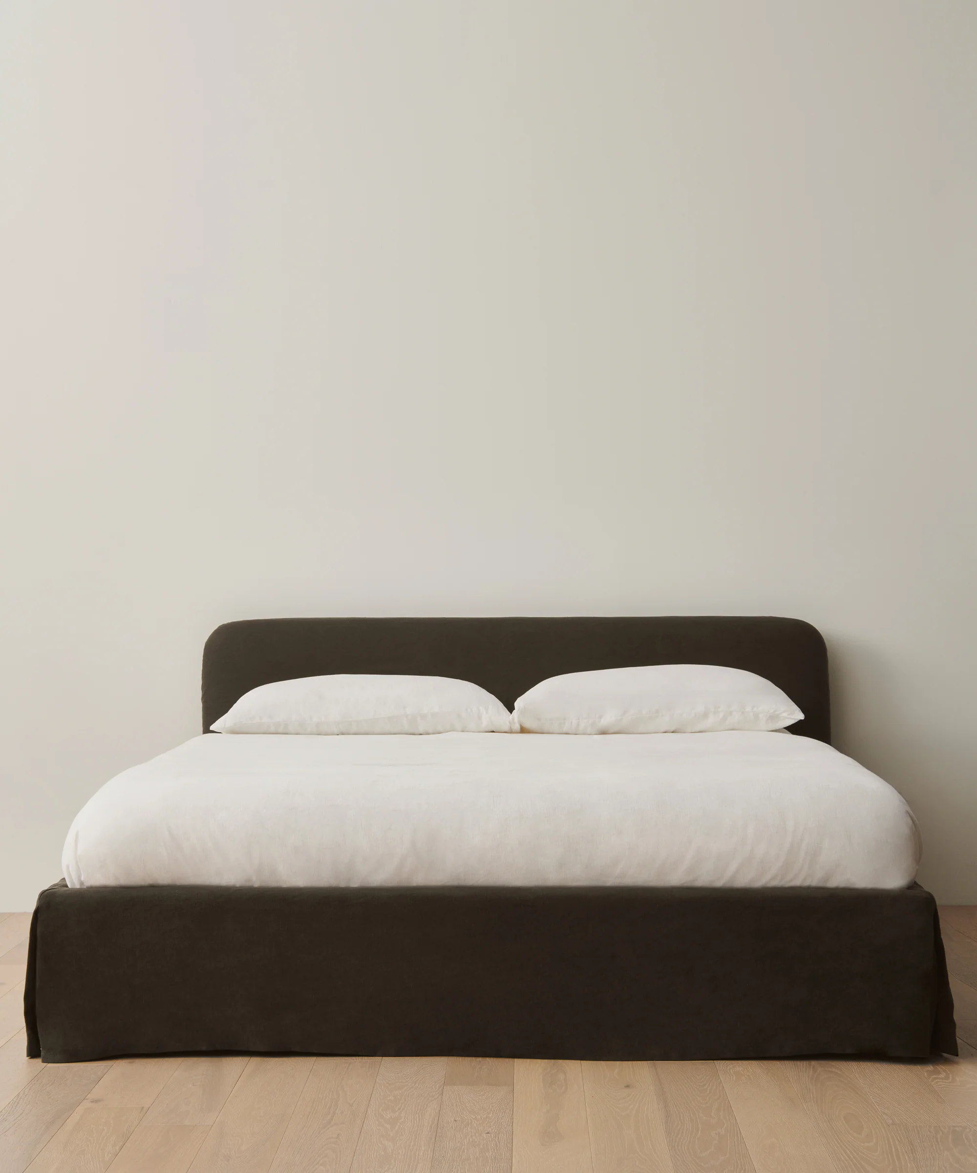 Cove Bed Slipcover - Image 3
