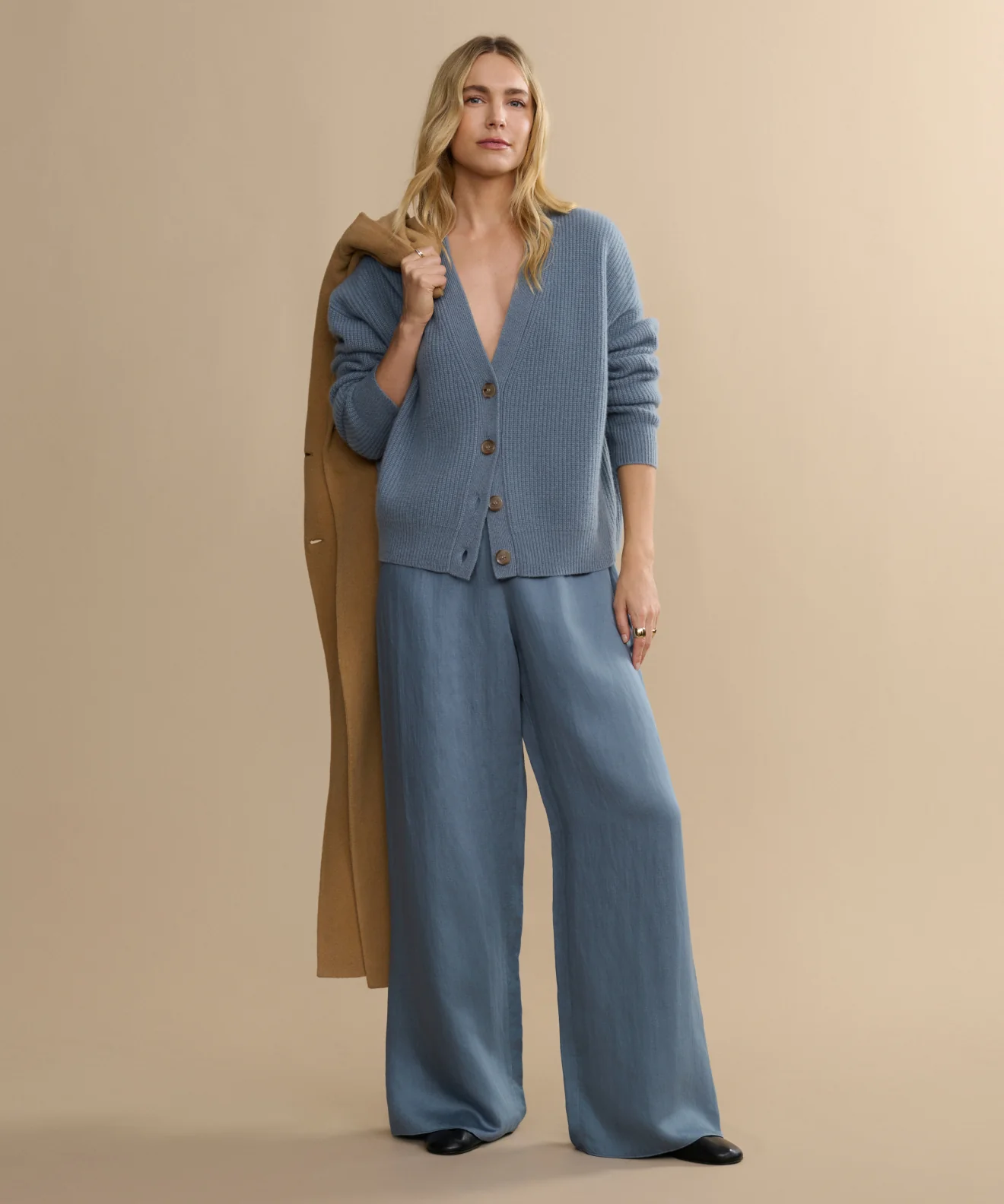 Cropped Cashmere Cocoon Cardigan - Image 2