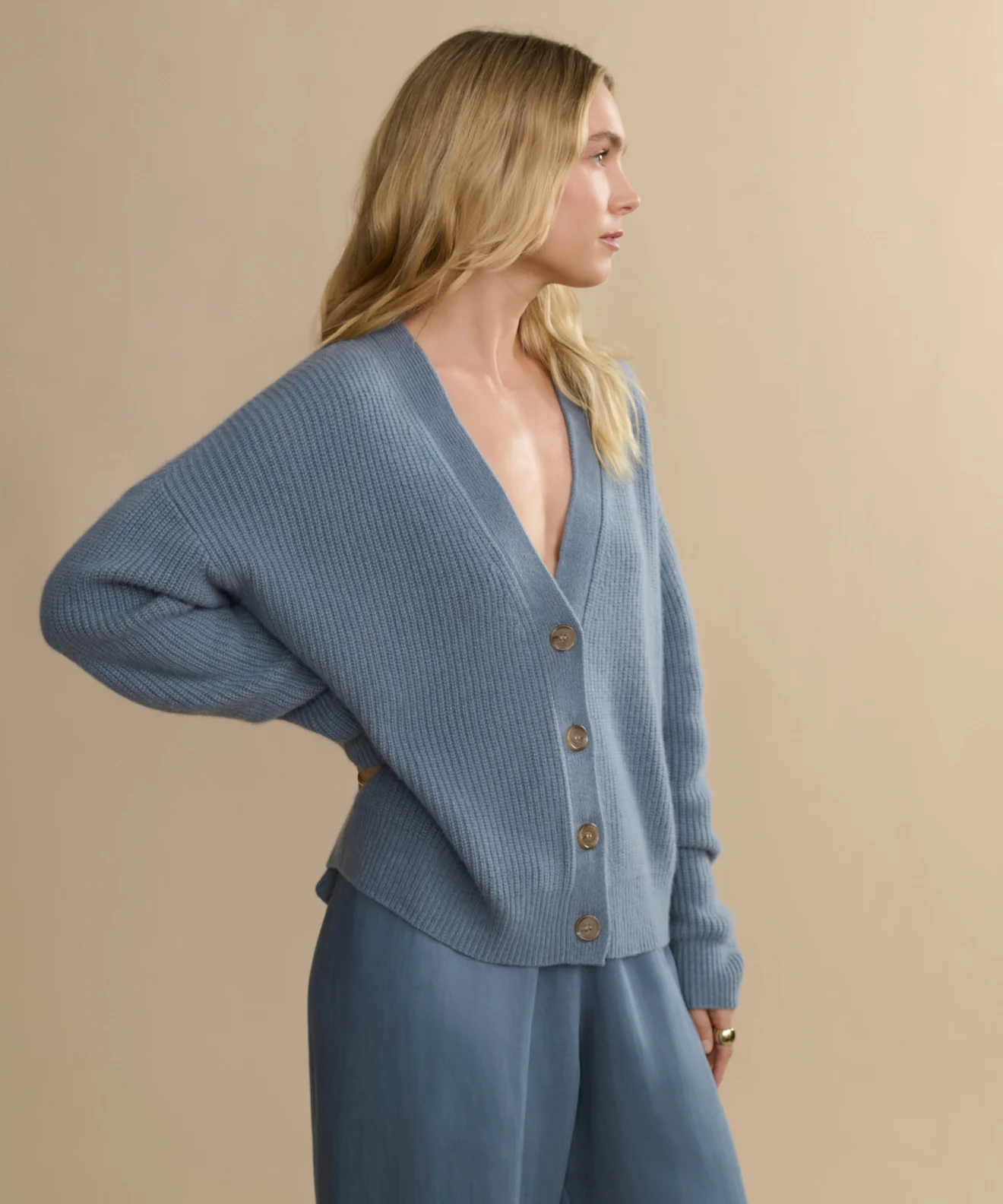 Cropped Cashmere Cocoon Cardigan - Image 4