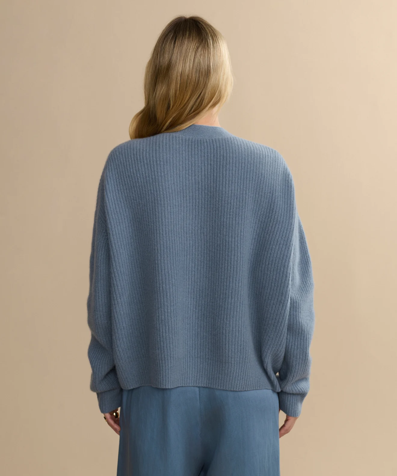 Cropped Cashmere Cocoon Cardigan - Image 5