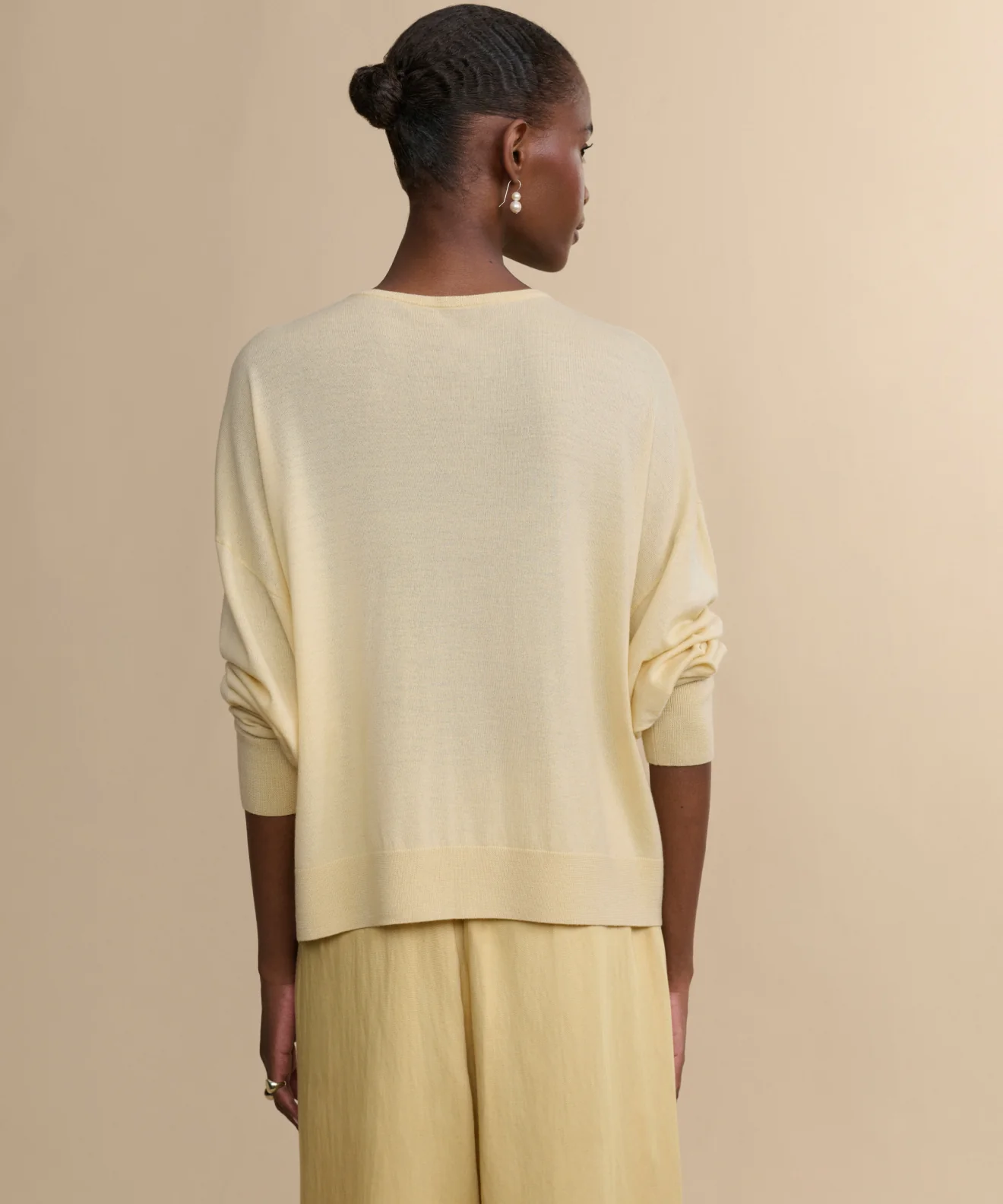 Dree V-Neck Sweater - Image 4