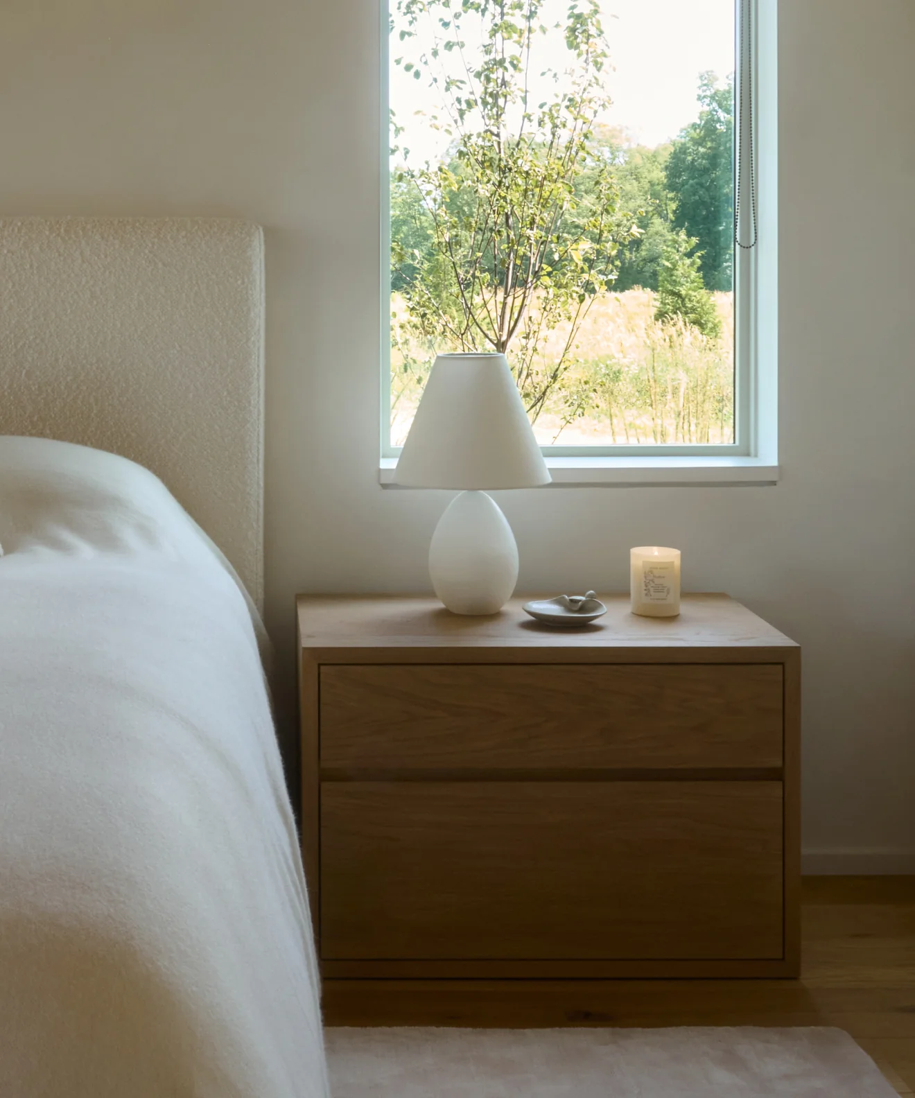 Droplet Alabaster Table Lamp - Image 4