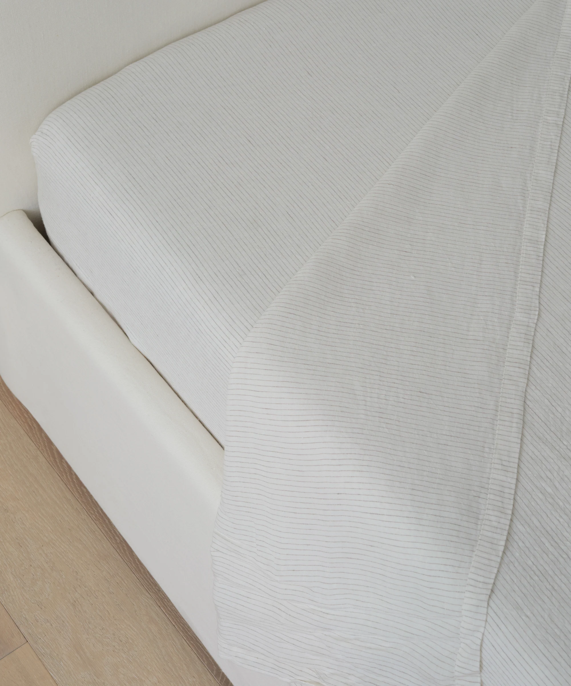 Dusk Linen Fitted Sheet - Image 3