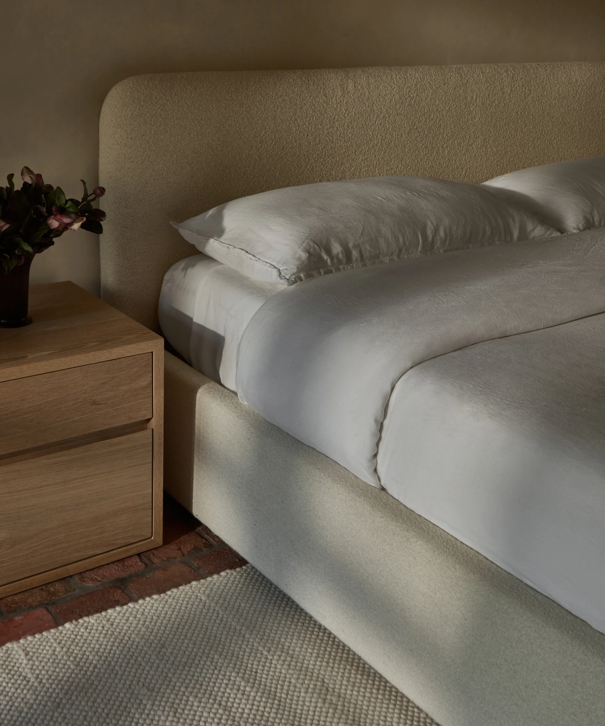 Dusk Linen Fitted Sheet - Image 3