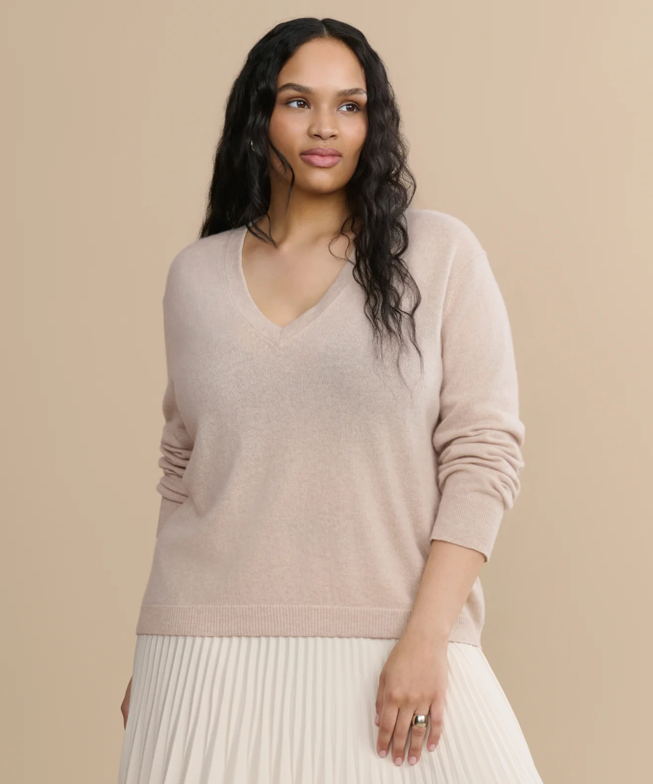 Flynn Cashmere V-Neck - Image 2