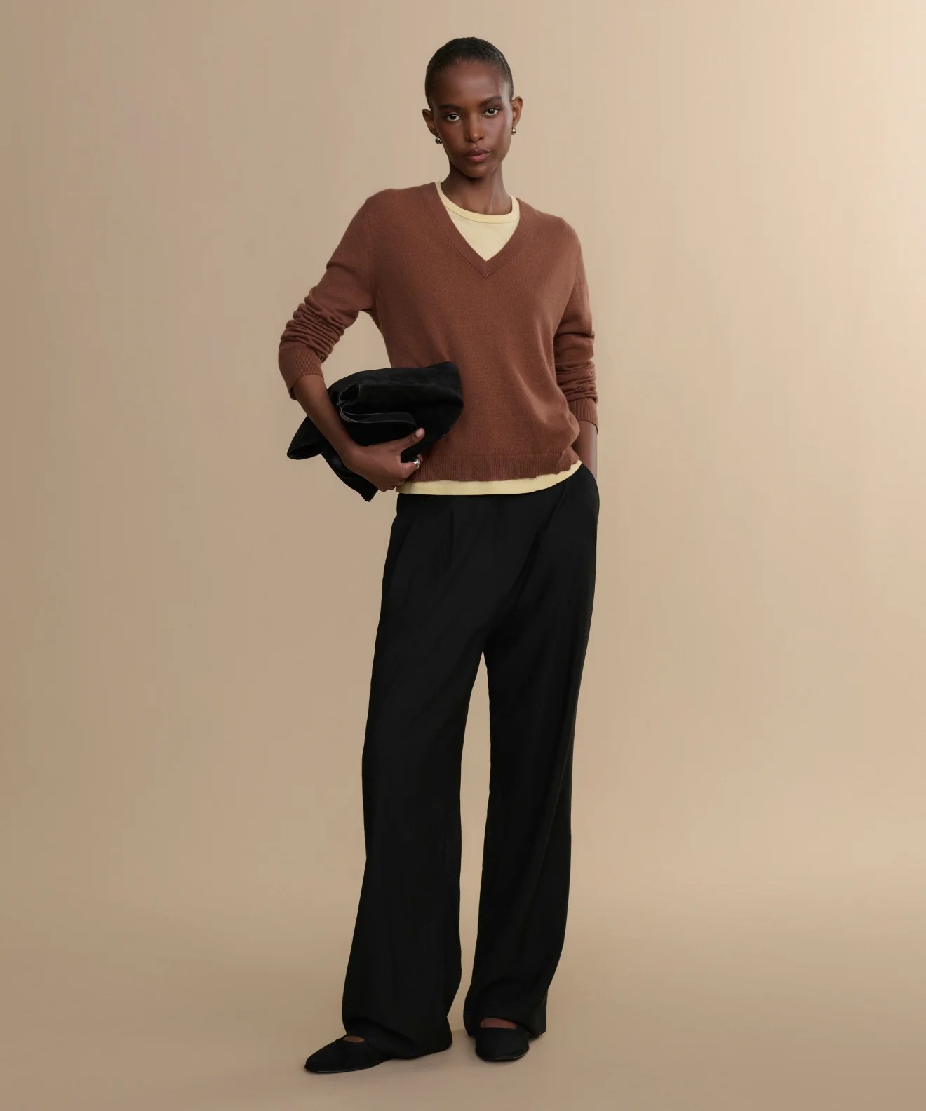 Flynn Cashmere V-Neck - Image 3