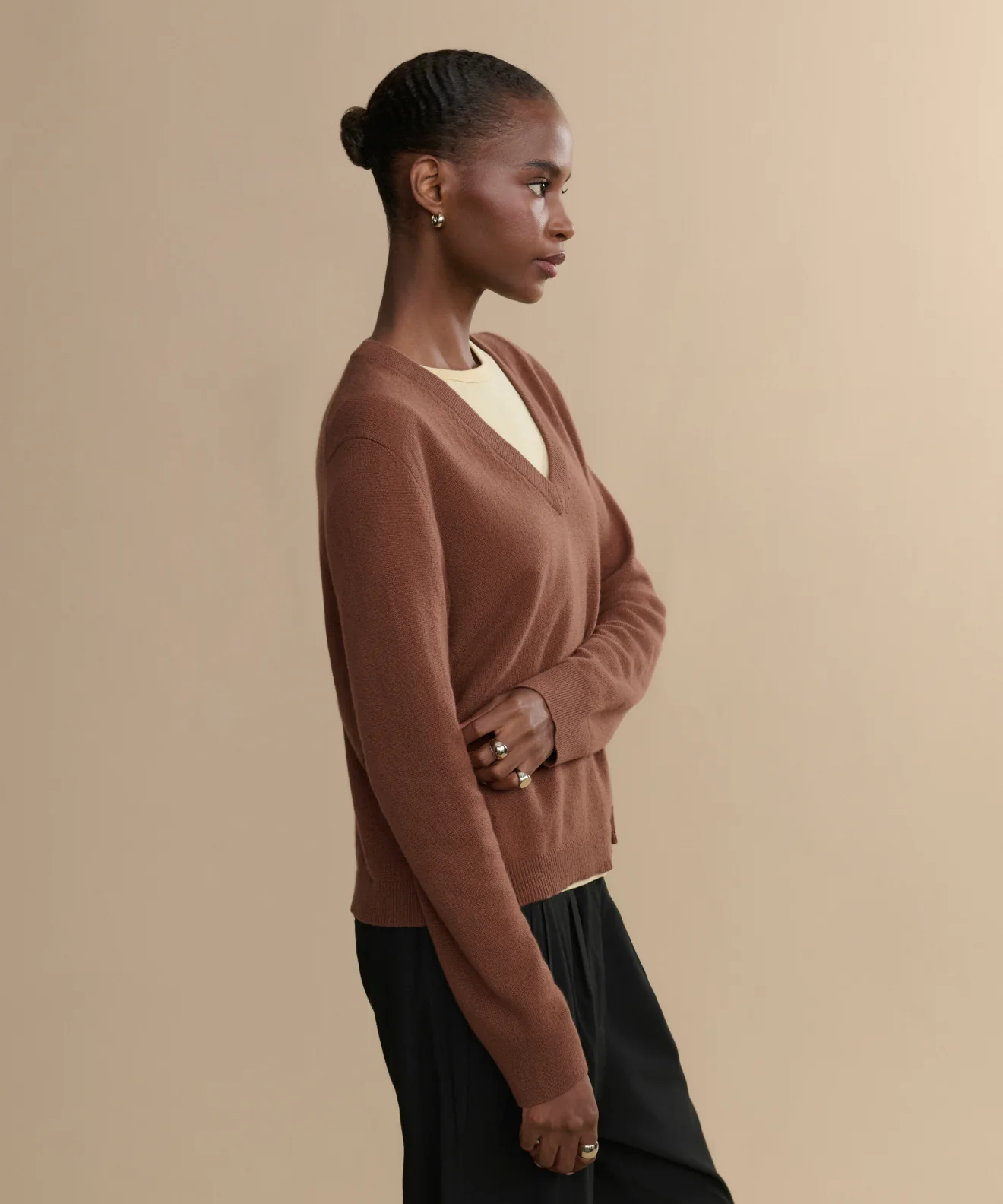 Flynn Cashmere V-Neck - Image 5