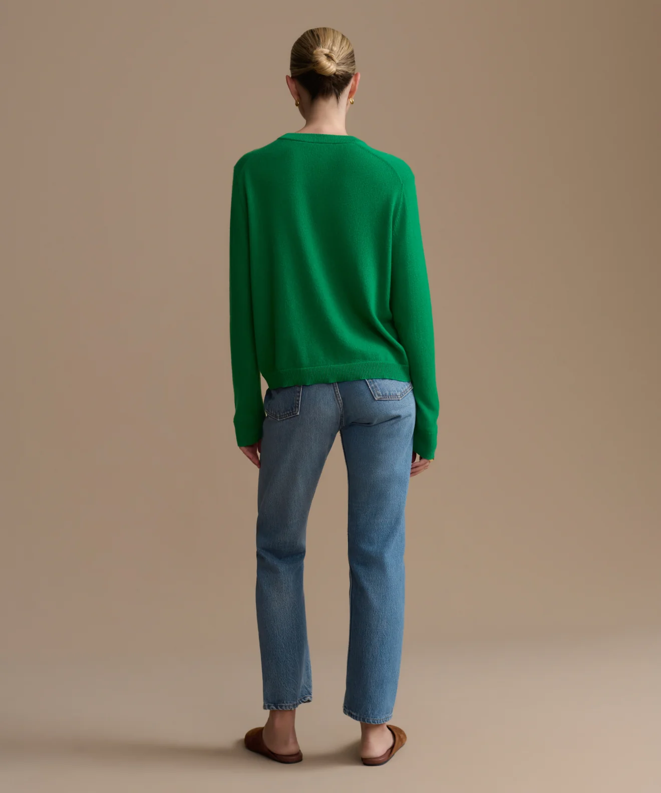 Flynn Cashmere V-Neck - Image 5