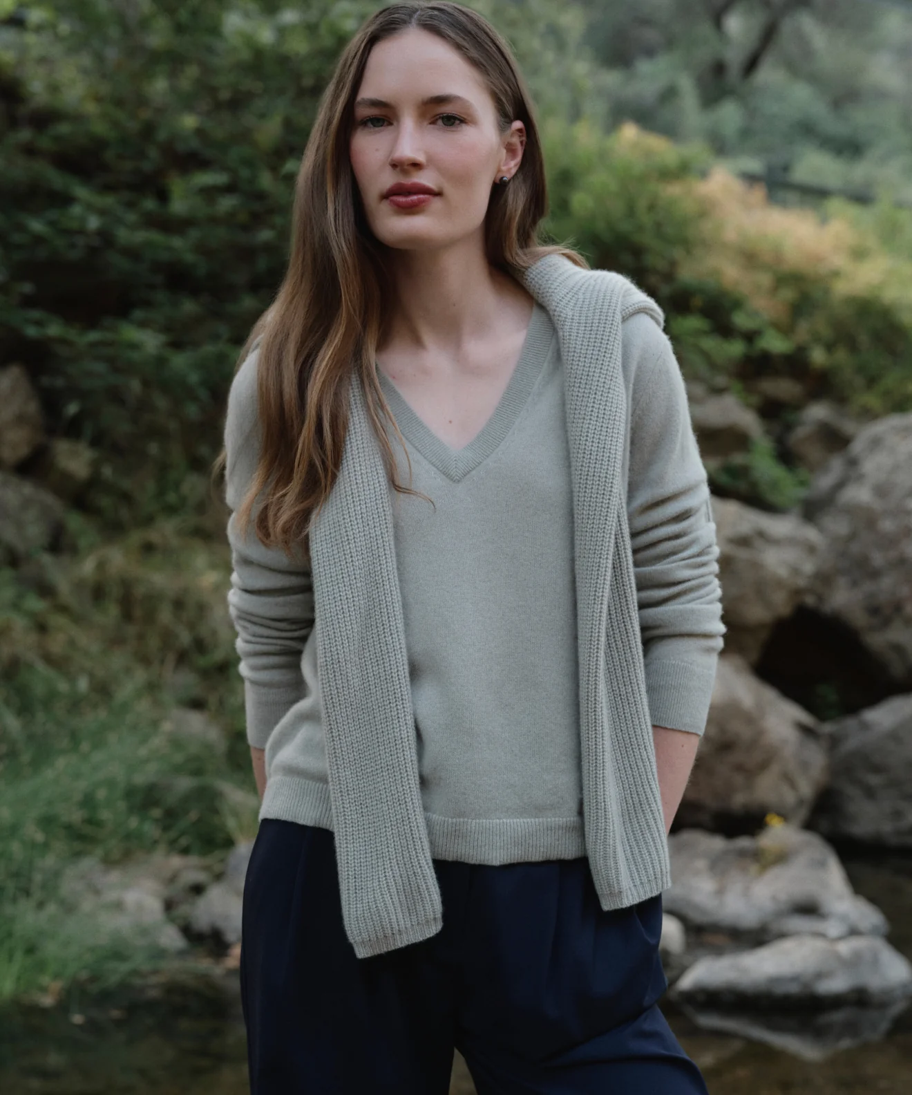 Flynn Cashmere V-Neck - Image 3