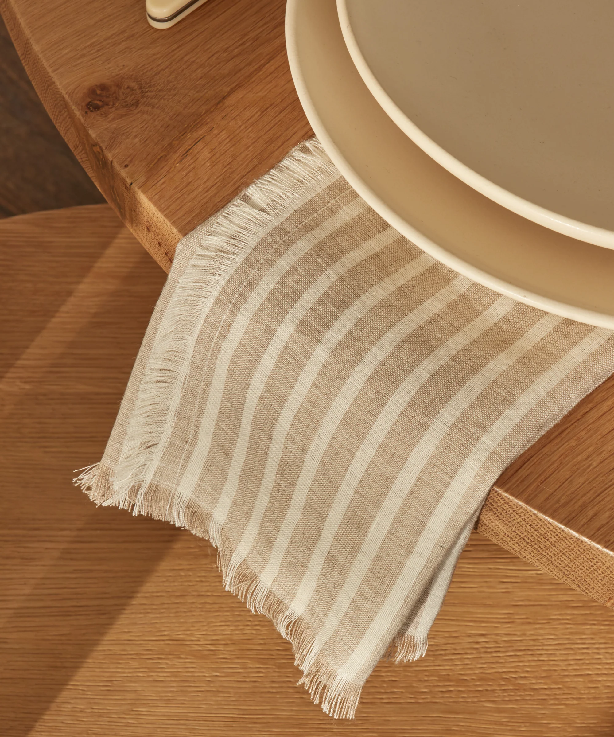 Frayed Linen Napkin - Image 2
