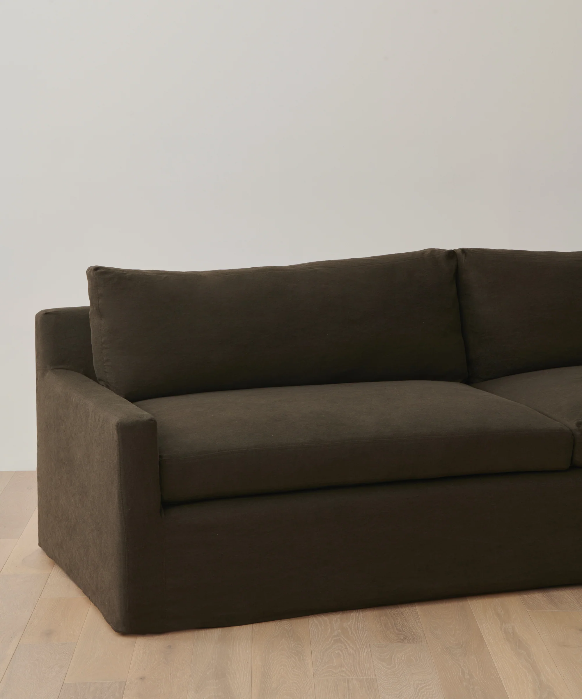Harbor Sofa - Image 4