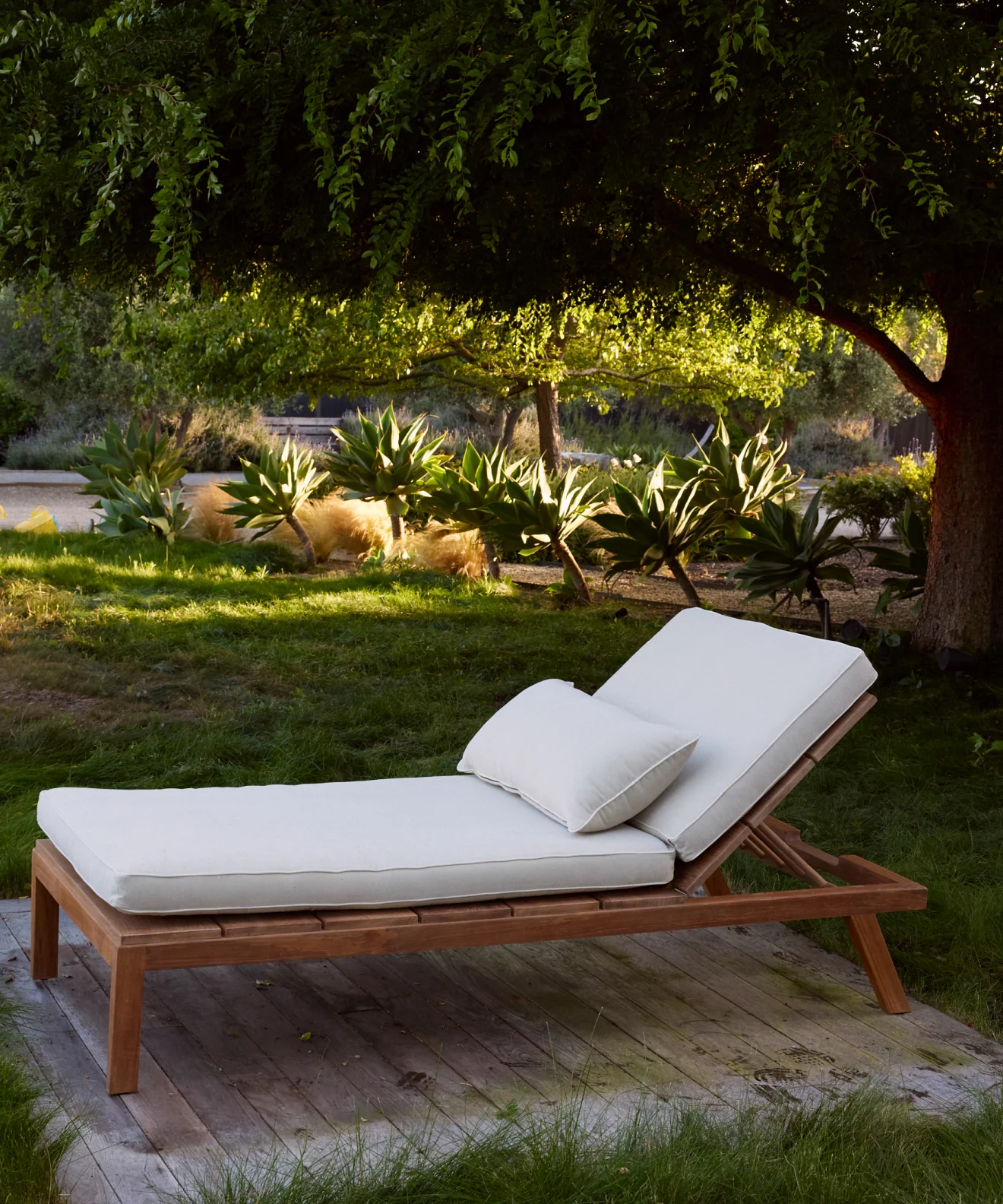 Outdoor Vista Lounge Chair - Image 2