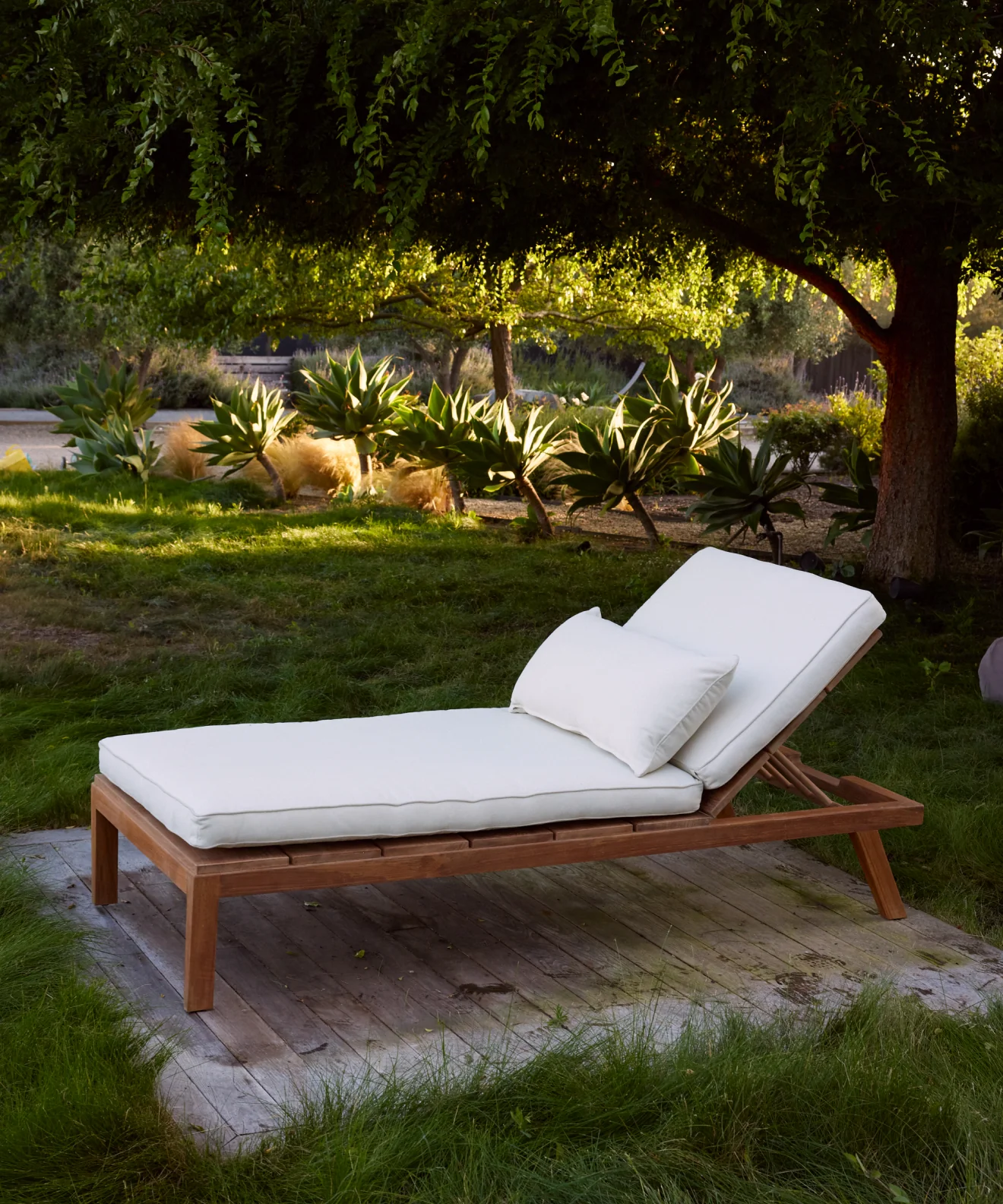 Outdoor Vista Lounge Chair - Image 2