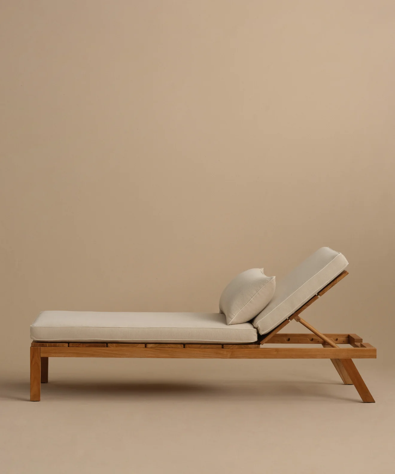 Outdoor Vista Lounge Cushion - Image 3