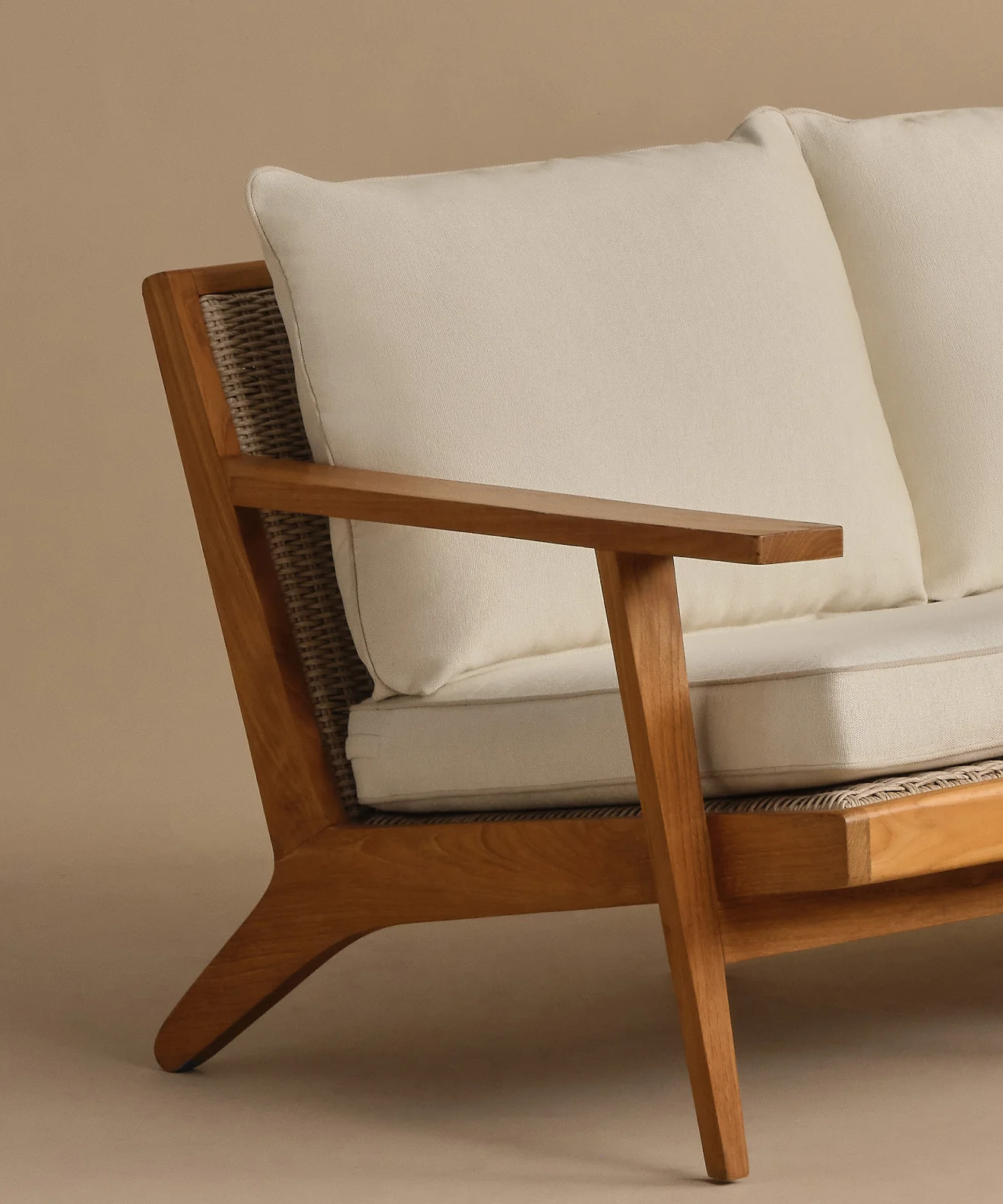 Outdoor Vista Sofa - Image 2
