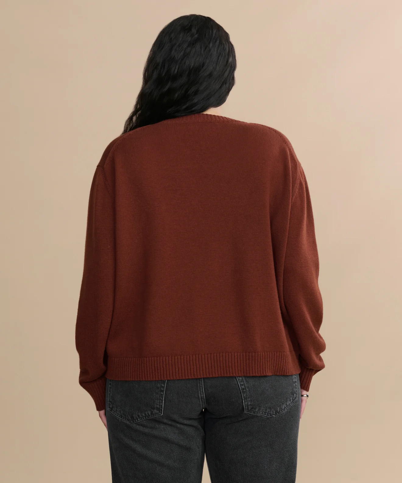 Simone V-Neck - Image 8