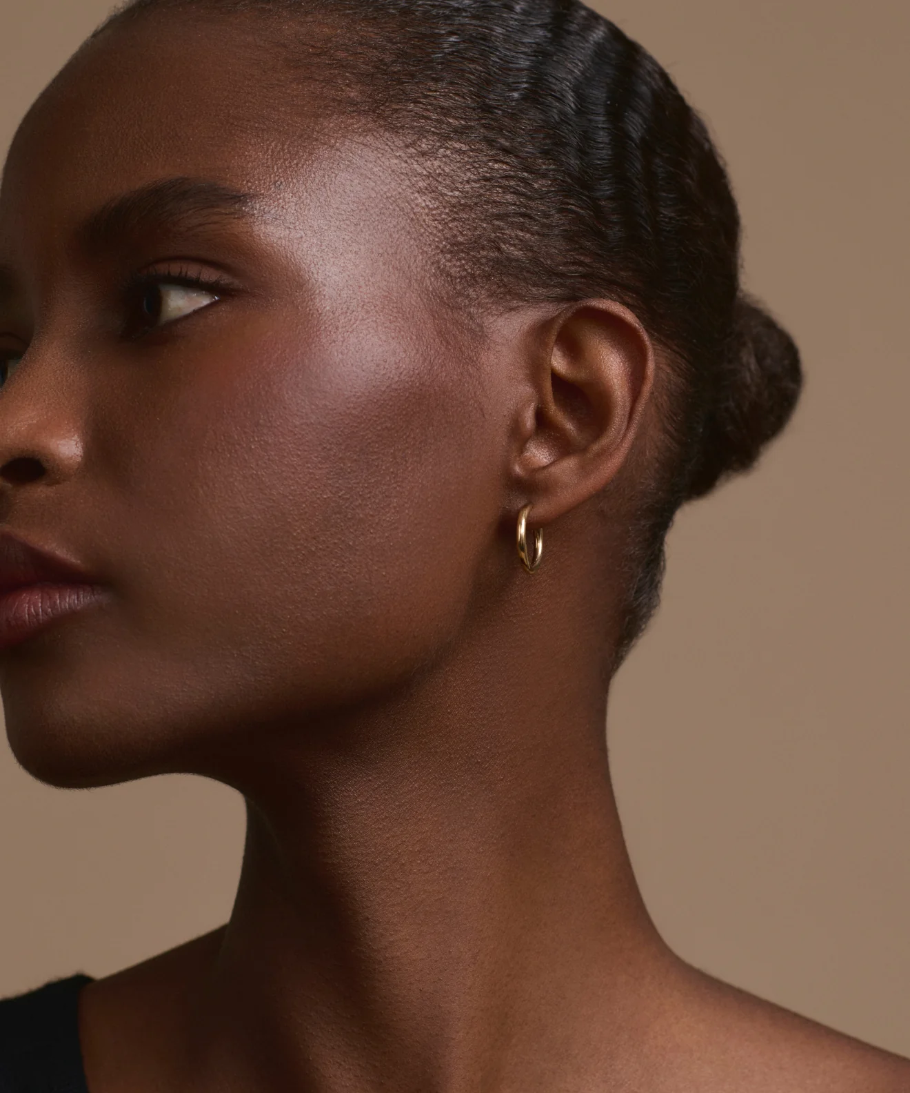 Small Eloise Hoops - Image 2