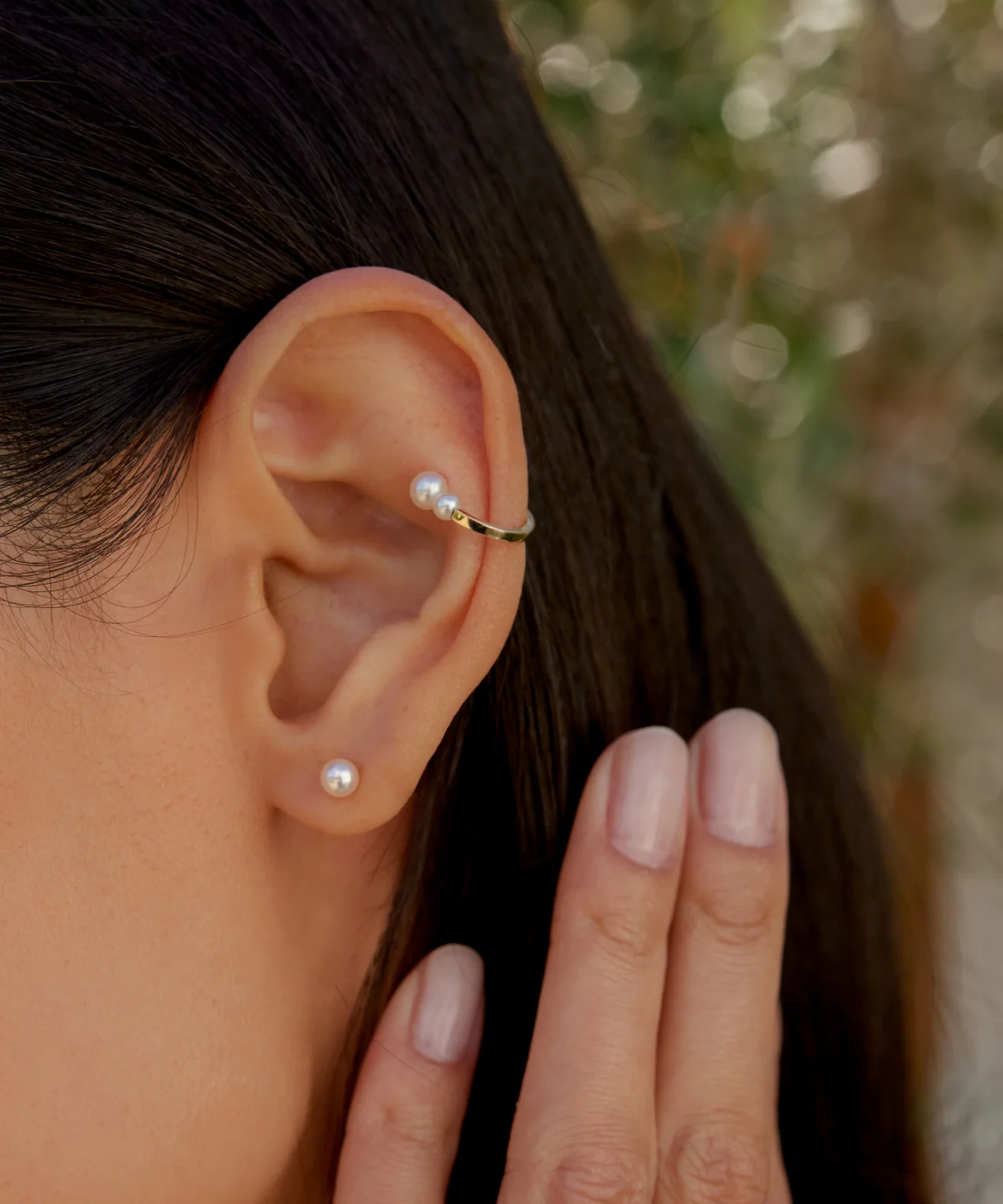 Small Loren Pearl Studs - Image 3
