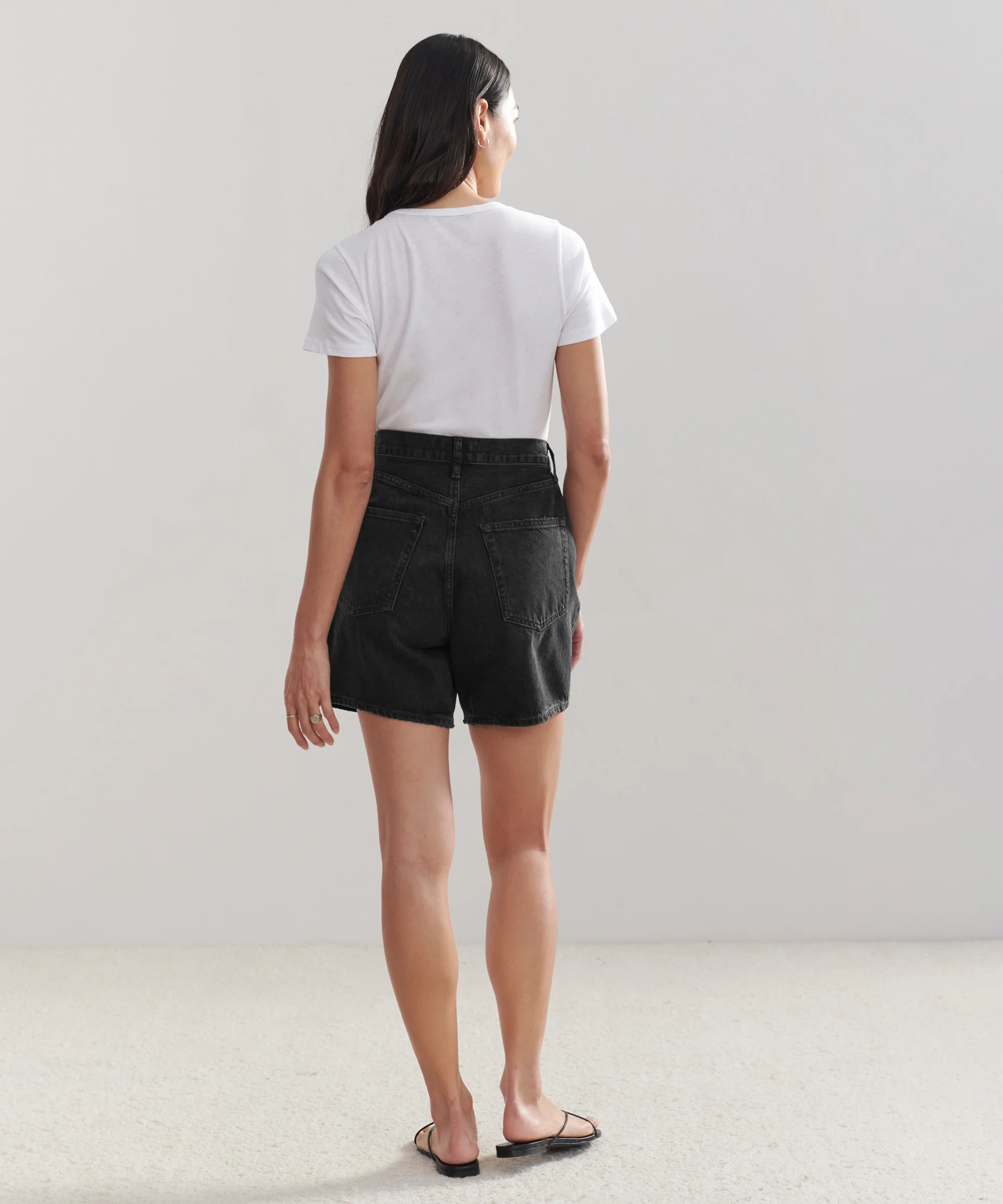 Stella Short - Image 4