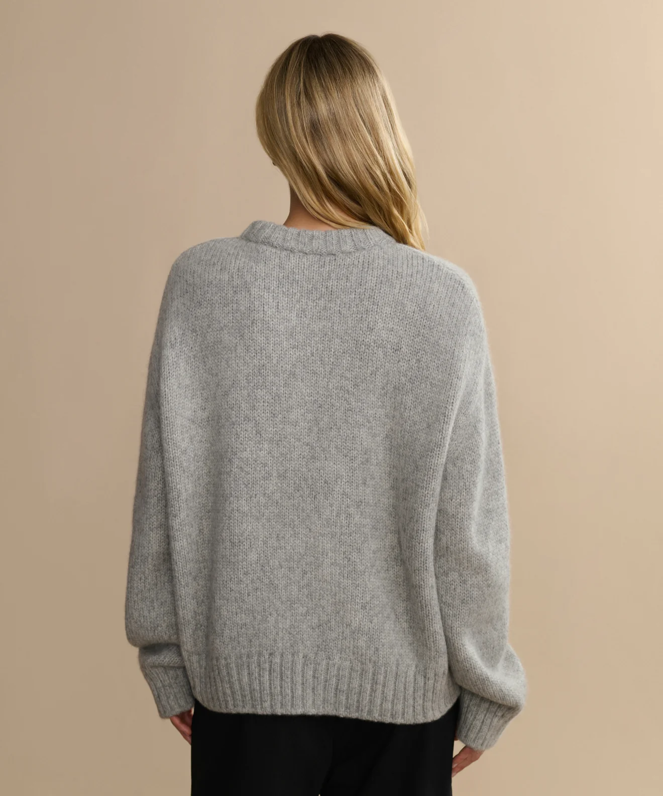 Tove Crewneck - Image 5