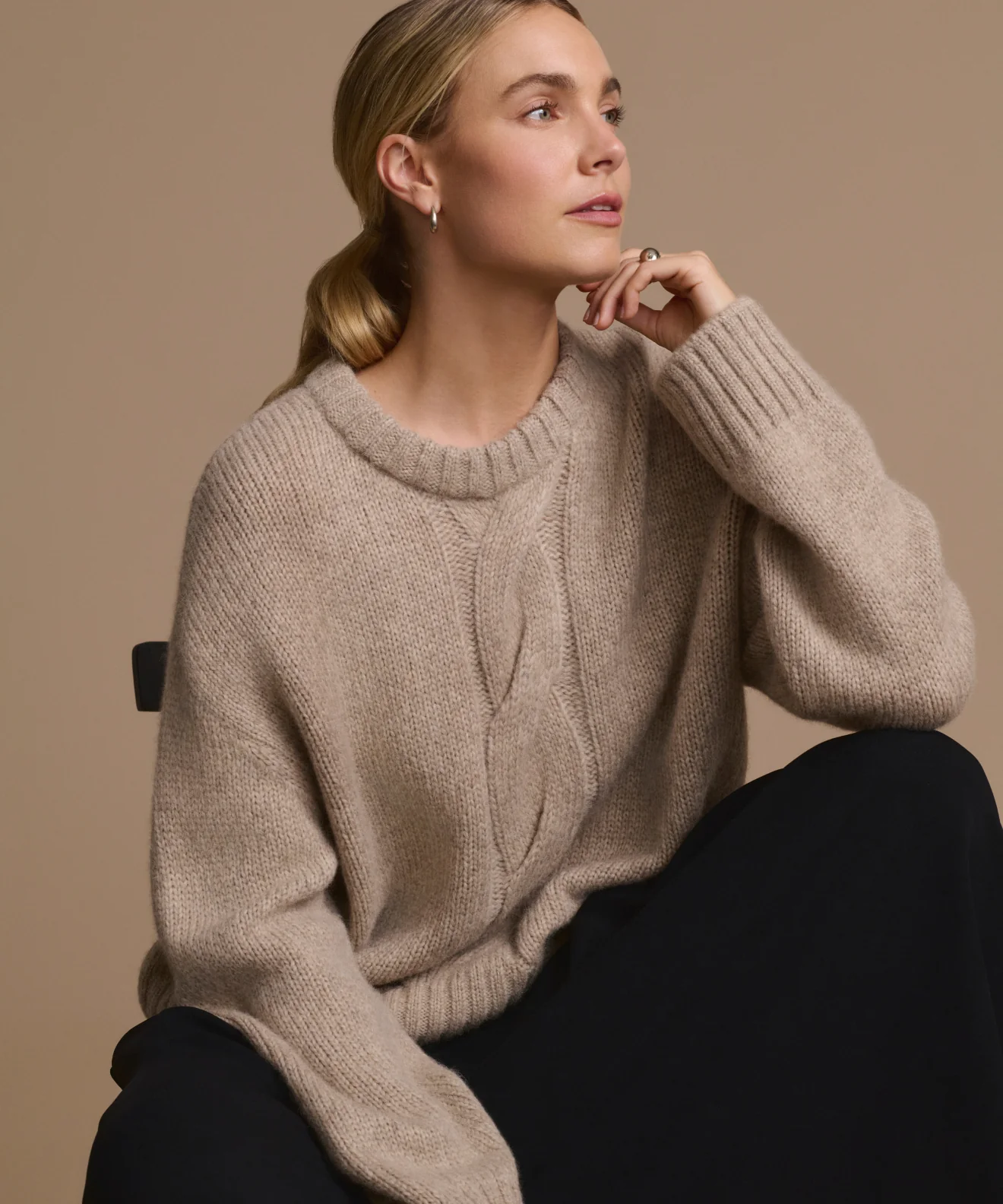 Tove Crewneck - Image 2