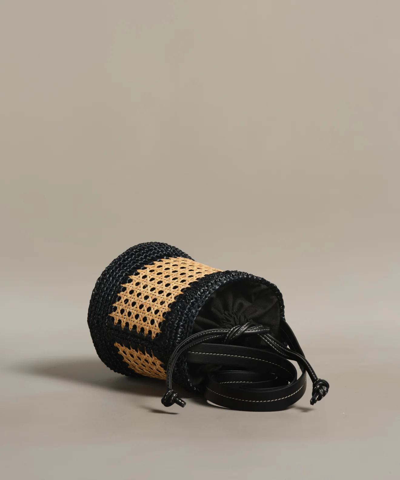 Tropez Bucket Bag - Image 3