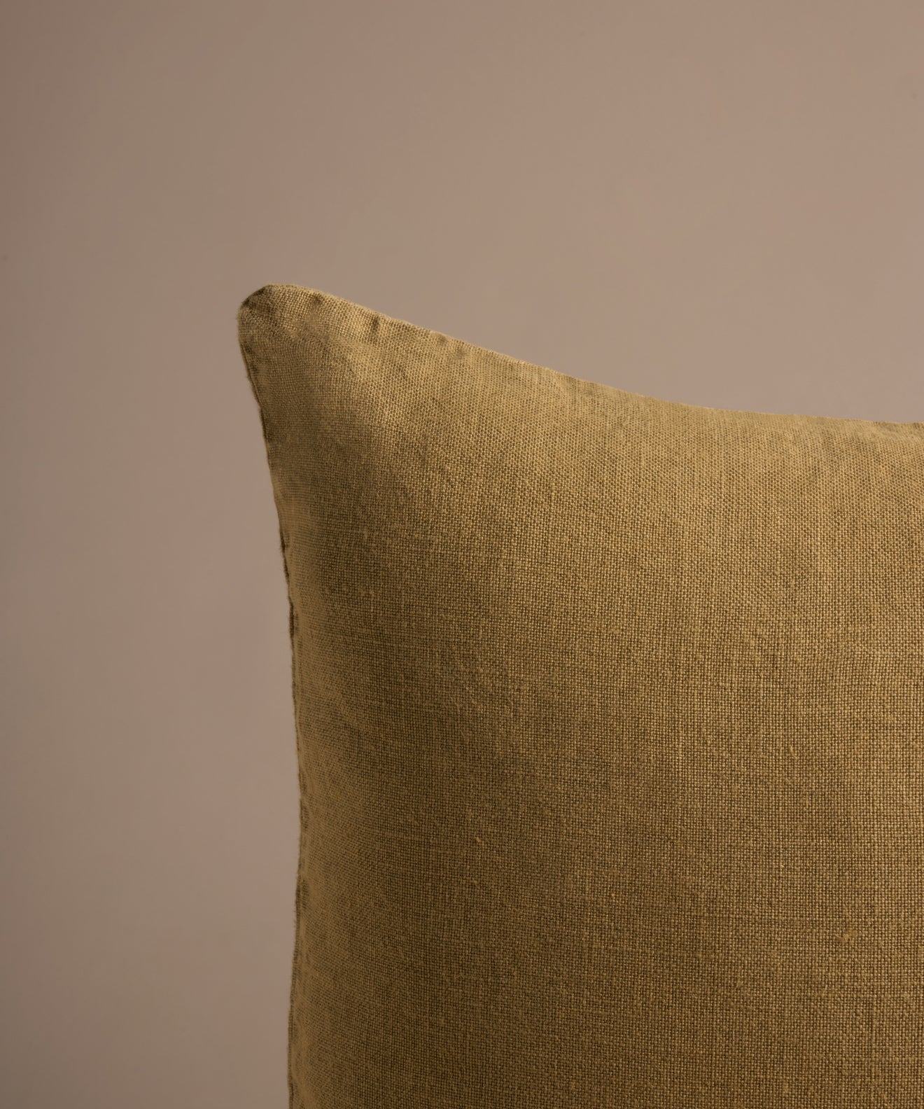 Vale Lumbar Pillow - Image 4